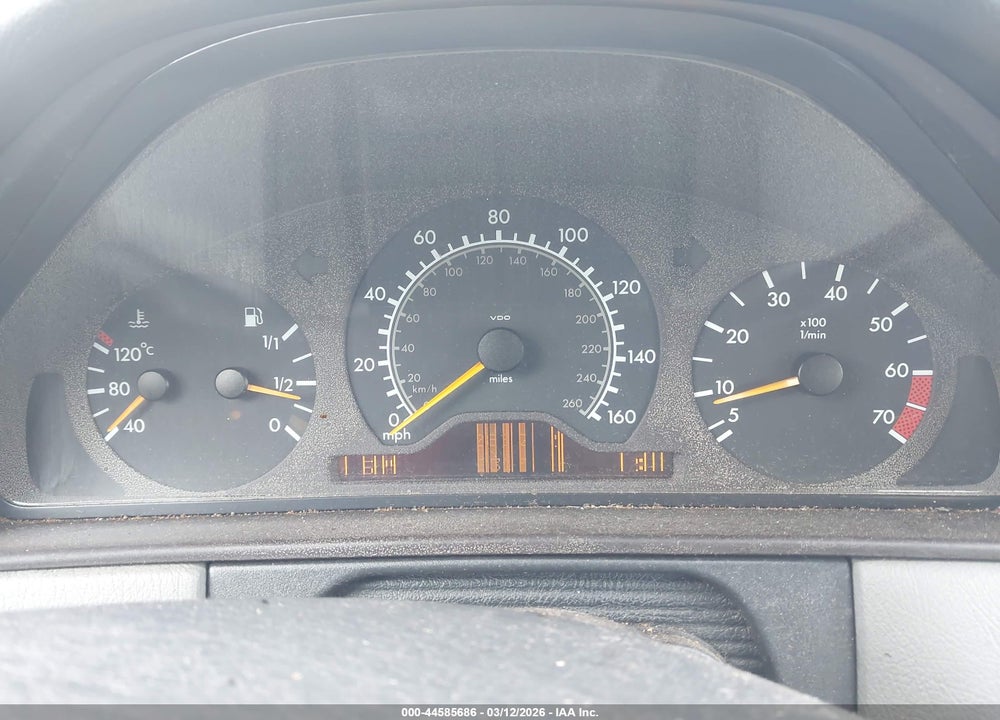 1999 MERCEDES-BENZ E 320 VIN: WDBJF65H8XA729239