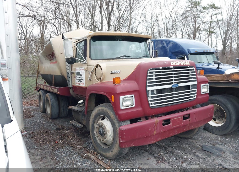 1990 FORD L-SERIES LT9000 VIN: 1FDYU90T6LVA45176
