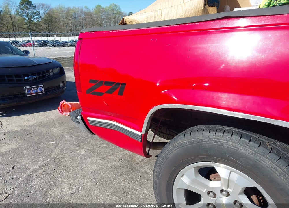 1998 CHEVROLET K1500 FLEETSIDE VIN: 2GCEK19R5W1172058