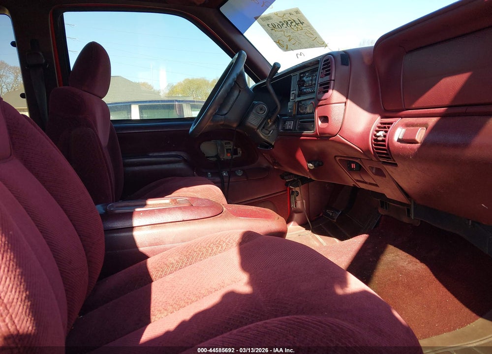 1998 CHEVROLET K1500 FLEETSIDE VIN: 2GCEK19R5W1172058