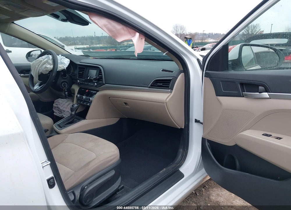 2020 HYUNDAI ELANTRA SE VIN: 5NPD74LF7LH538562