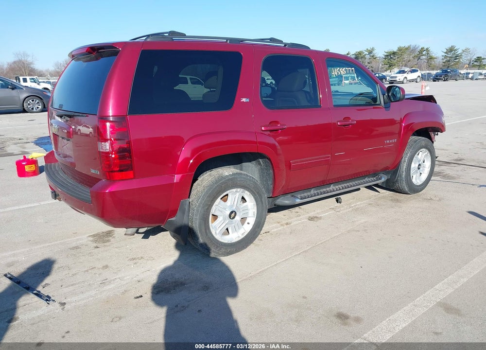 2010 CHEVROLET TAHOE LT VIN: 1GNUKBE05AR192357