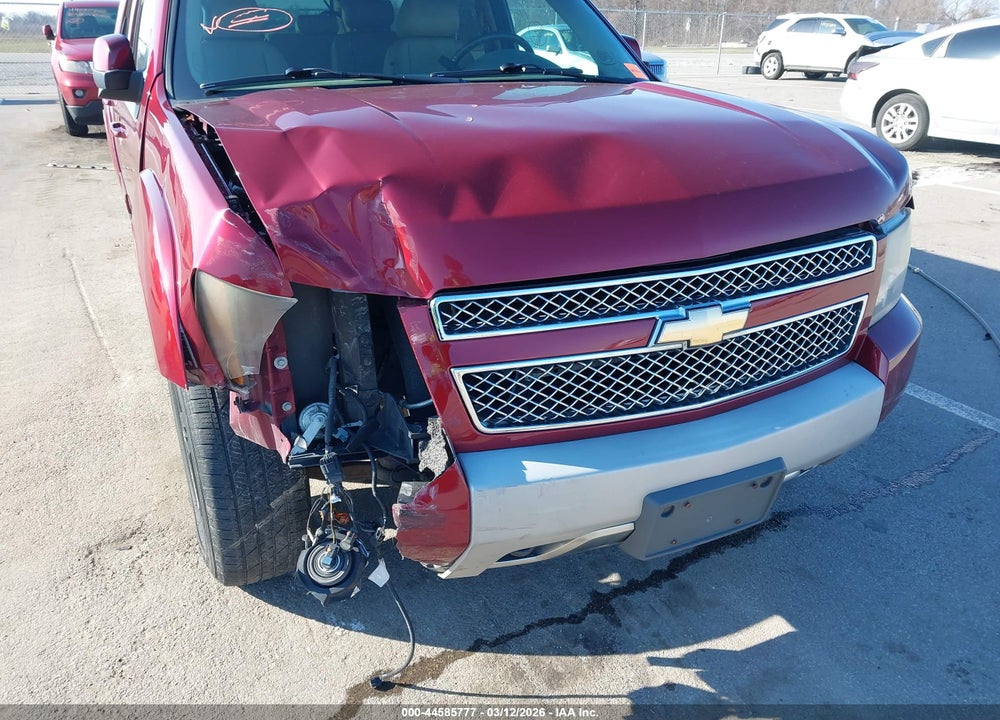 2010 CHEVROLET TAHOE LT VIN: 1GNUKBE05AR192357