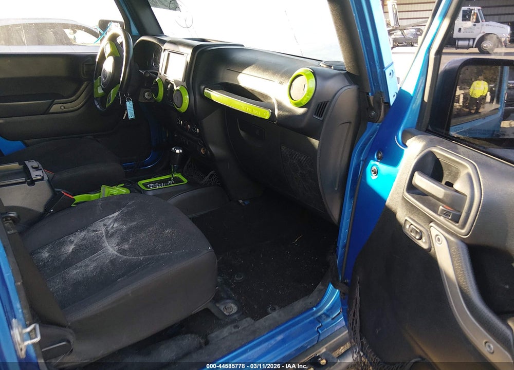 2015 JEEP WRANGLER UNLIMITED SPORT VIN: 1C4BJWDG0FL693143