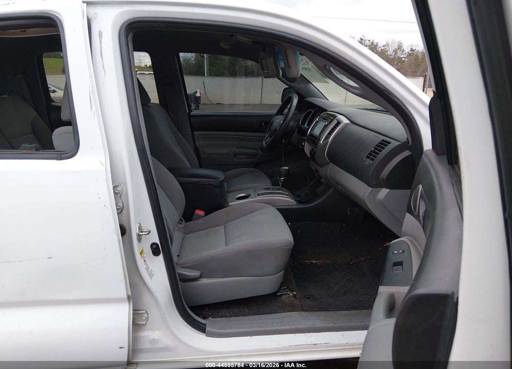 2014 TOYOTA TACOMA PRERUNNER V6 VIN: 5TFJU4GN3EX054392