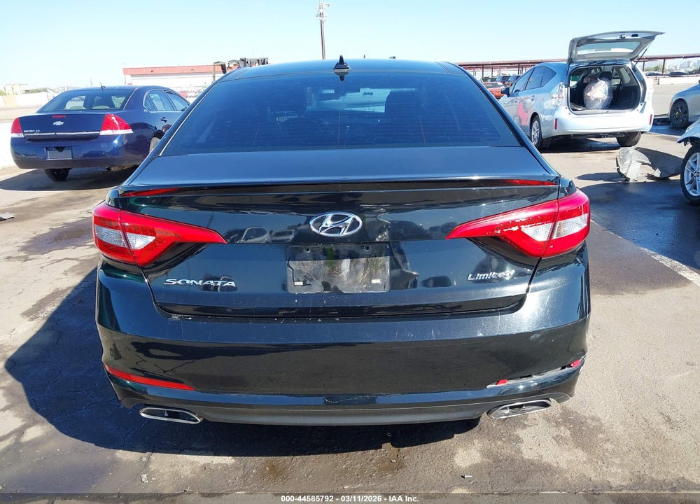 2015 HYUNDAI SONATA LIMITED VIN: 5NPE34AF4FH062942