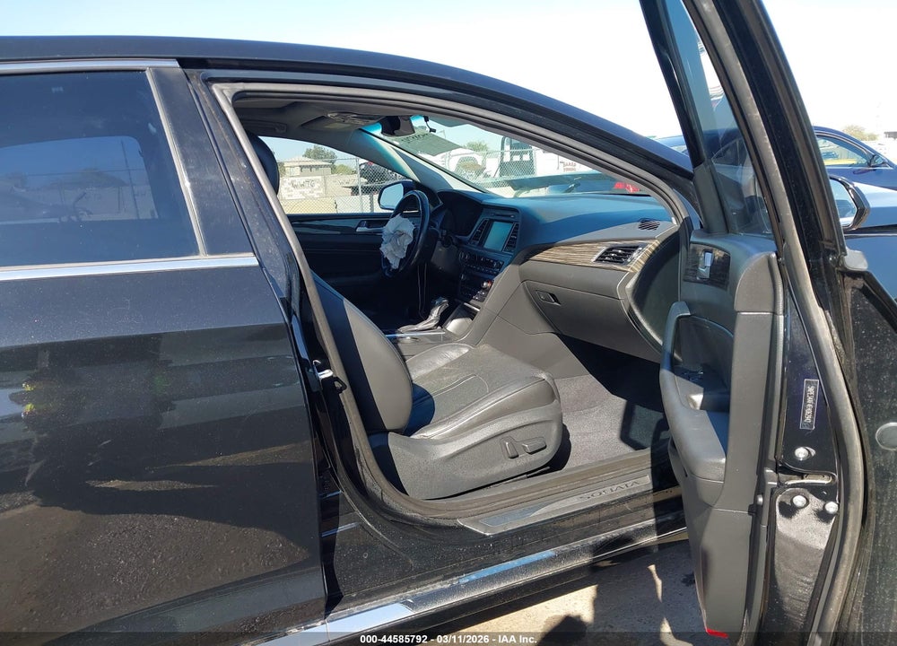 2015 HYUNDAI SONATA LIMITED VIN: 5NPE34AF4FH062942