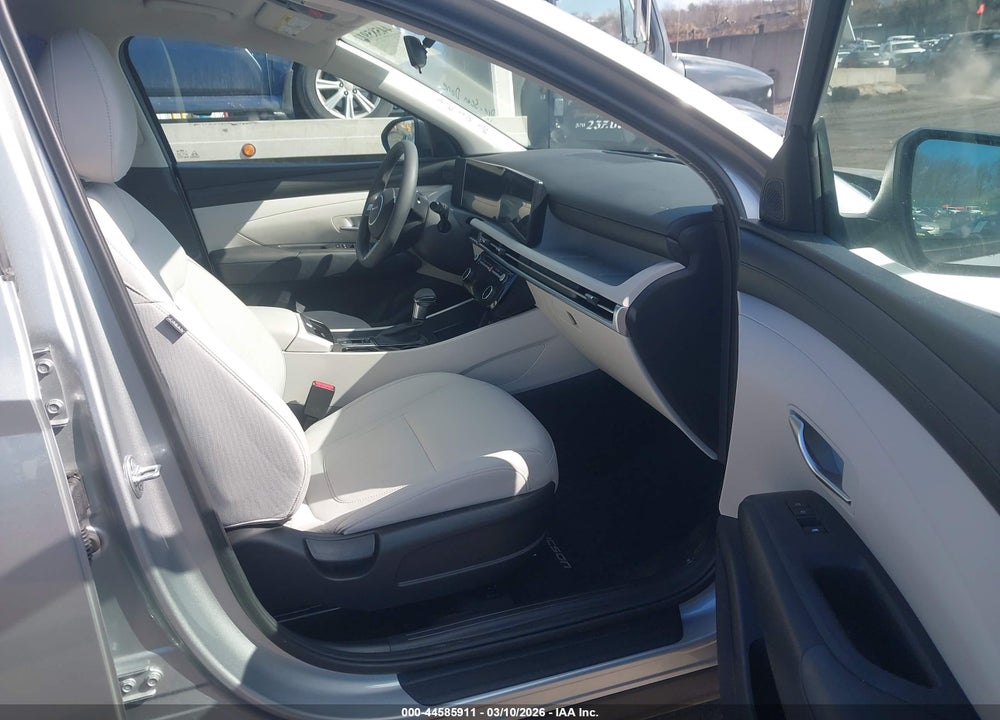 2025 HYUNDAI TUCSON SEL VIN: 5NMJBCDE6SH558833