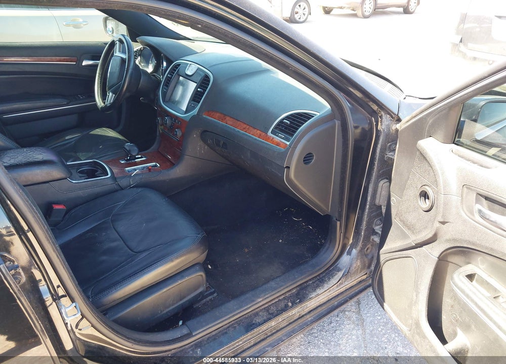 2014 CHRYSLER 300 UPTOWN EDITION VIN: 2C3CCAAG2EH259974