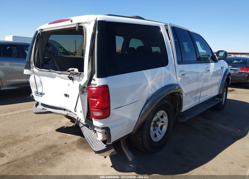 2002 FORD EXPEDITION XLT VIN: 1FMFU16L02LA22714