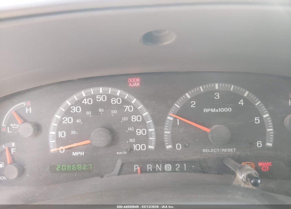 2002 FORD EXPEDITION XLT VIN: 1FMFU16L02LA22714