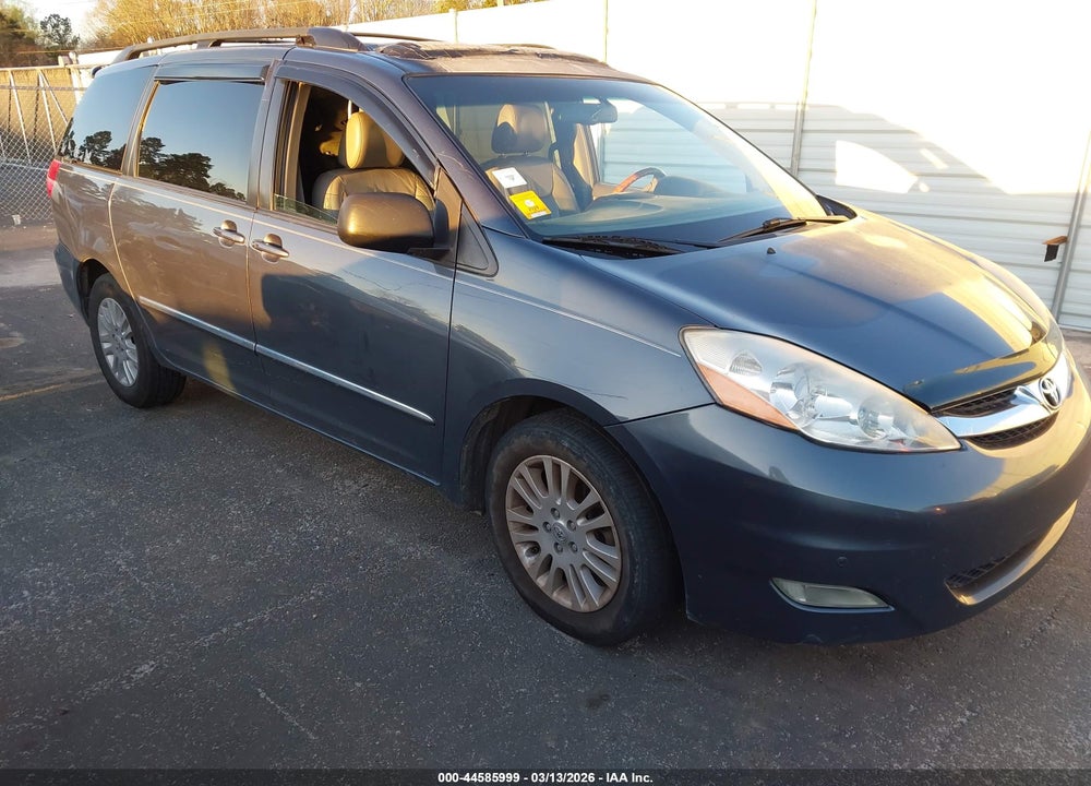2010 TOYOTA SIENNA LIMITED VIN: 5TDYK4CC3AS297483