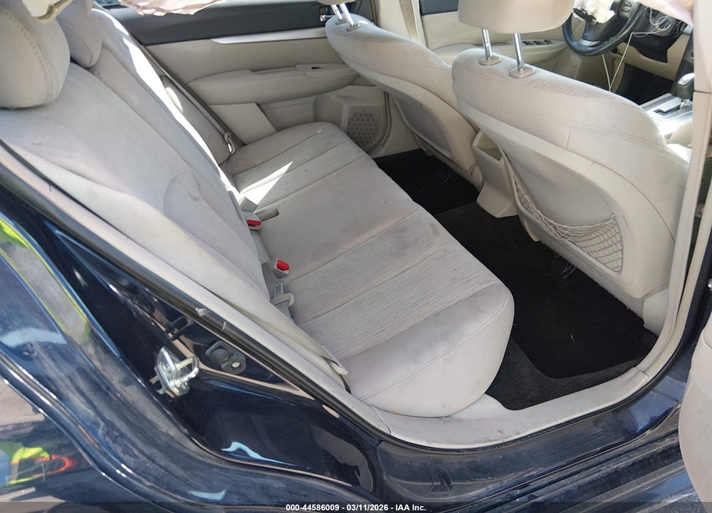 2014 SUBARU LEGACY 2.5I PREMIUM VIN: 4S3BMBC62E3021821