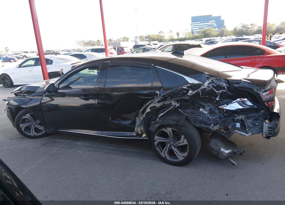 2018 HONDA ACCORD EX VIN: 1HGCV1F45JA008509