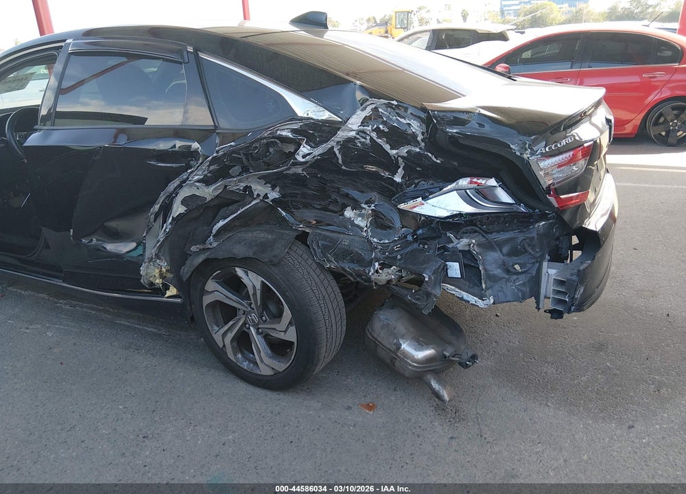 2018 HONDA ACCORD EX VIN: 1HGCV1F45JA008509