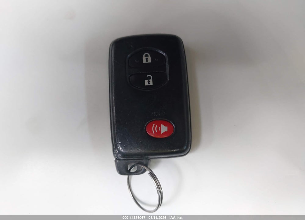 2011 TOYOTA PRIUS TWO VIN: JTDKN3DU2B5332813