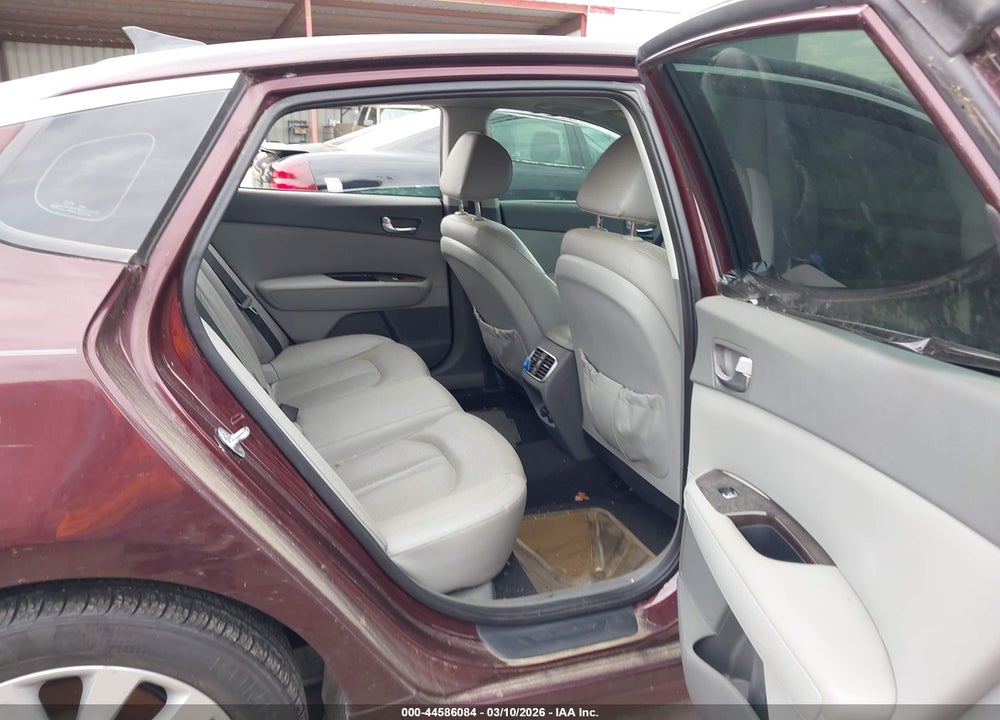 2016 KIA OPTIMA EX VIN: 5XXGU4L34GG086888