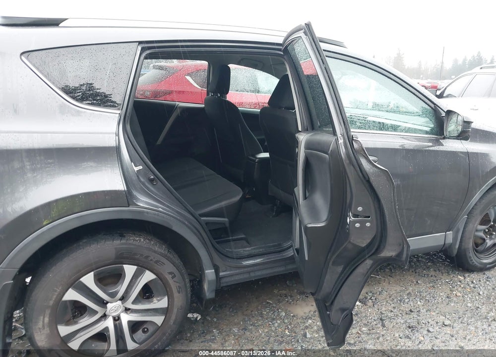 2016 TOYOTA RAV4 LE VIN: 2T3BFREV0GW422940