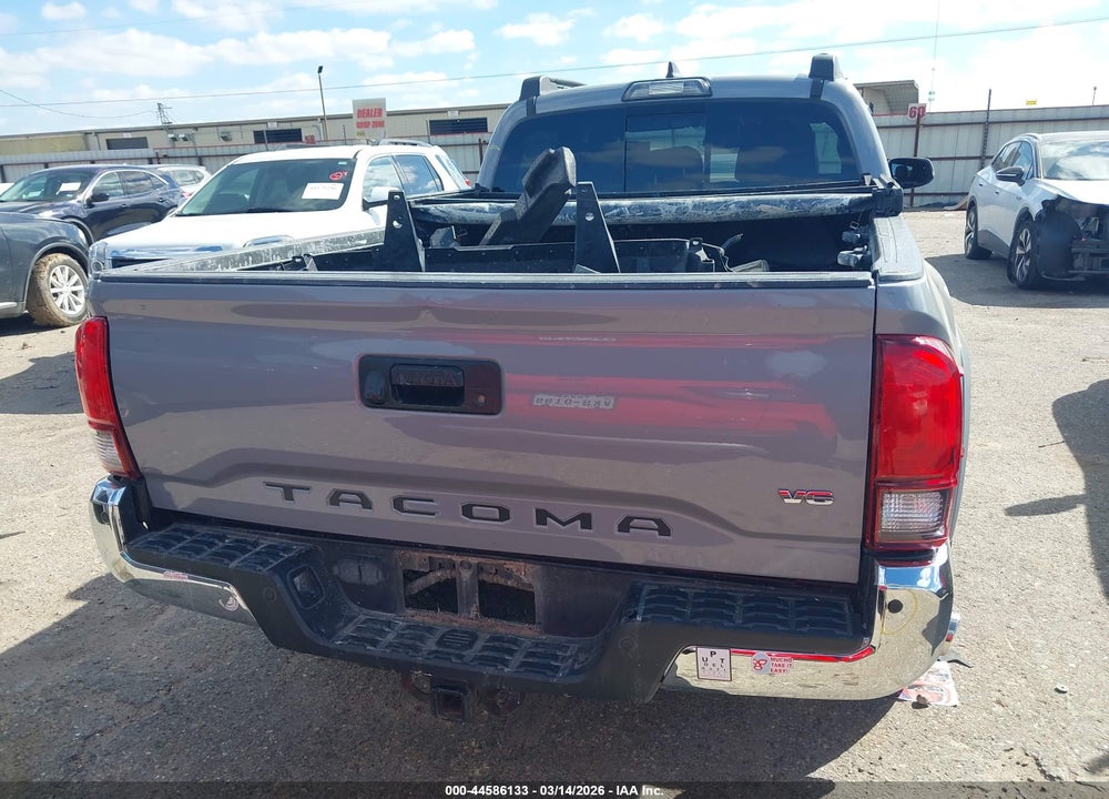 2019 TOYOTA TACOMA TRD SPORT VIN: 5TFDZ5BN8KX043198