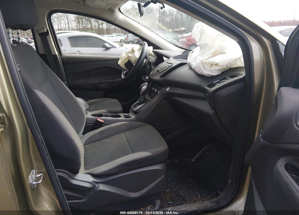 2013 FORD ESCAPE S VIN: 1FMCU0F70DUA38358