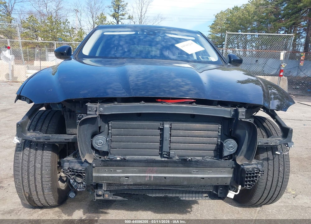 2017 JAGUAR F-PACE 35T PREMIUM VIN: SADCJ2BV3HA895184
