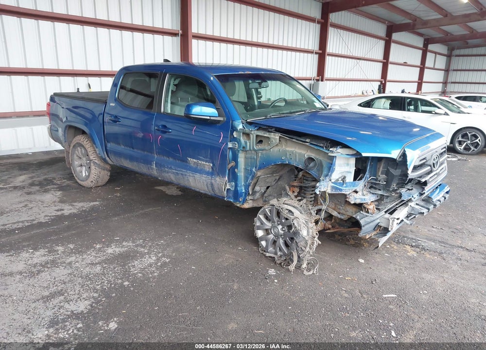 2017 TOYOTA TACOMA SR5 V6 VIN: 3TMCZ5ANXHM092656