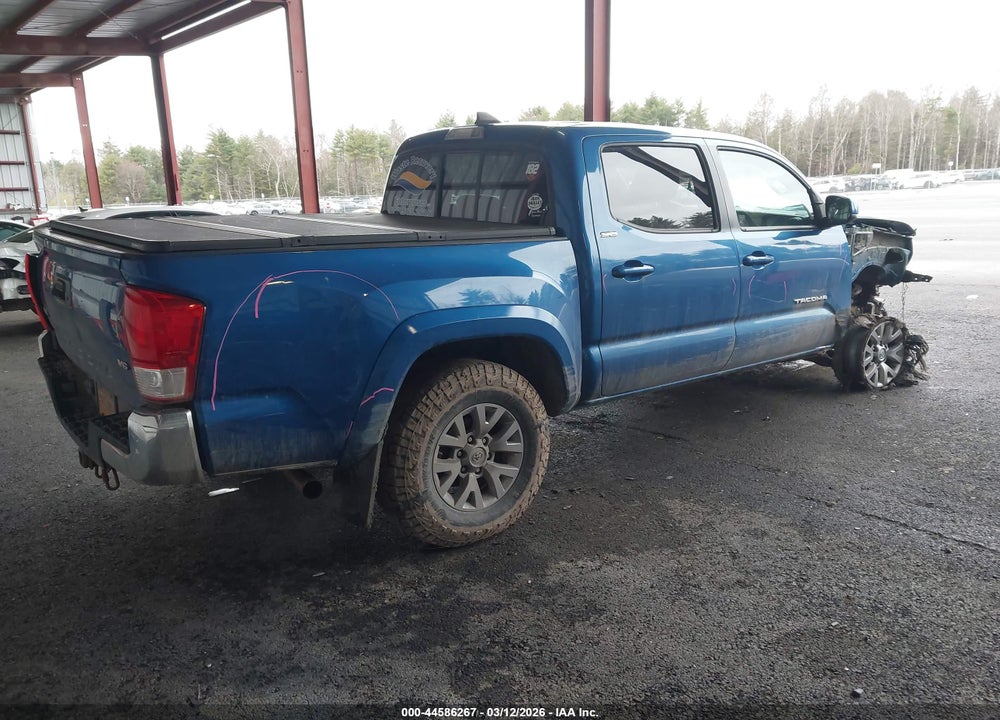 2017 TOYOTA TACOMA SR5 V6 VIN: 3TMCZ5ANXHM092656
