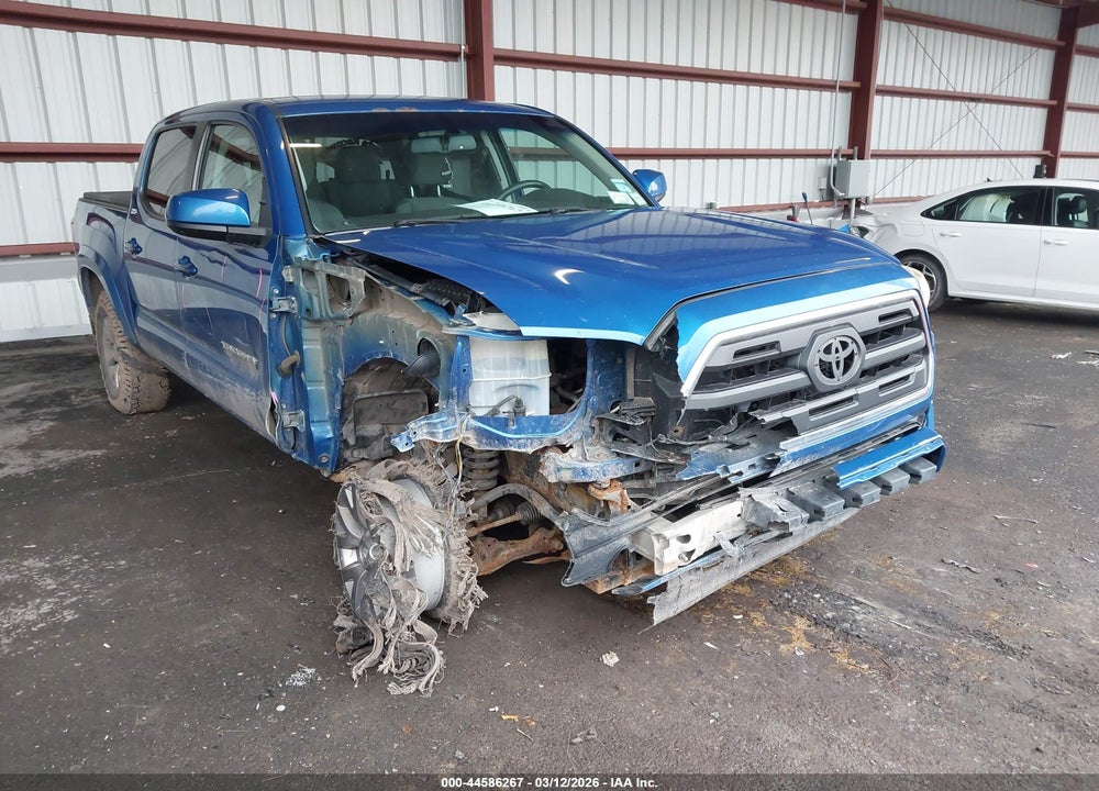2017 TOYOTA TACOMA SR5 V6 VIN: 3TMCZ5ANXHM092656