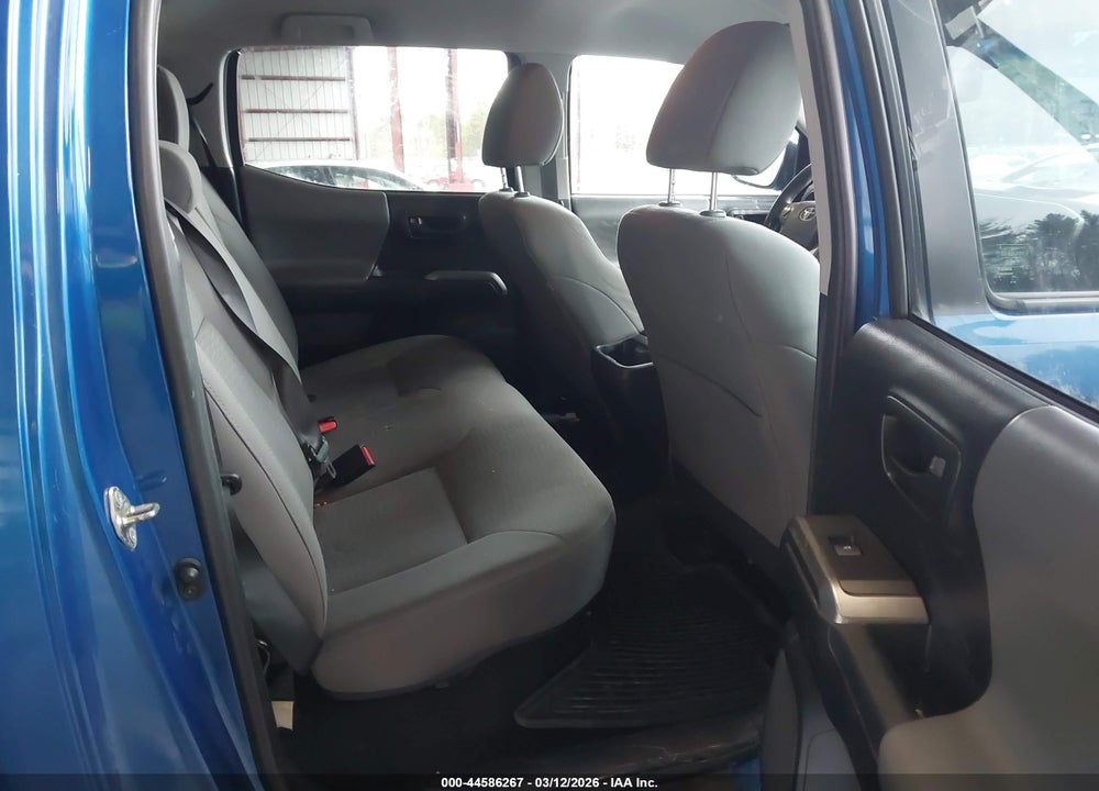 2017 TOYOTA TACOMA SR5 V6 VIN: 3TMCZ5ANXHM092656