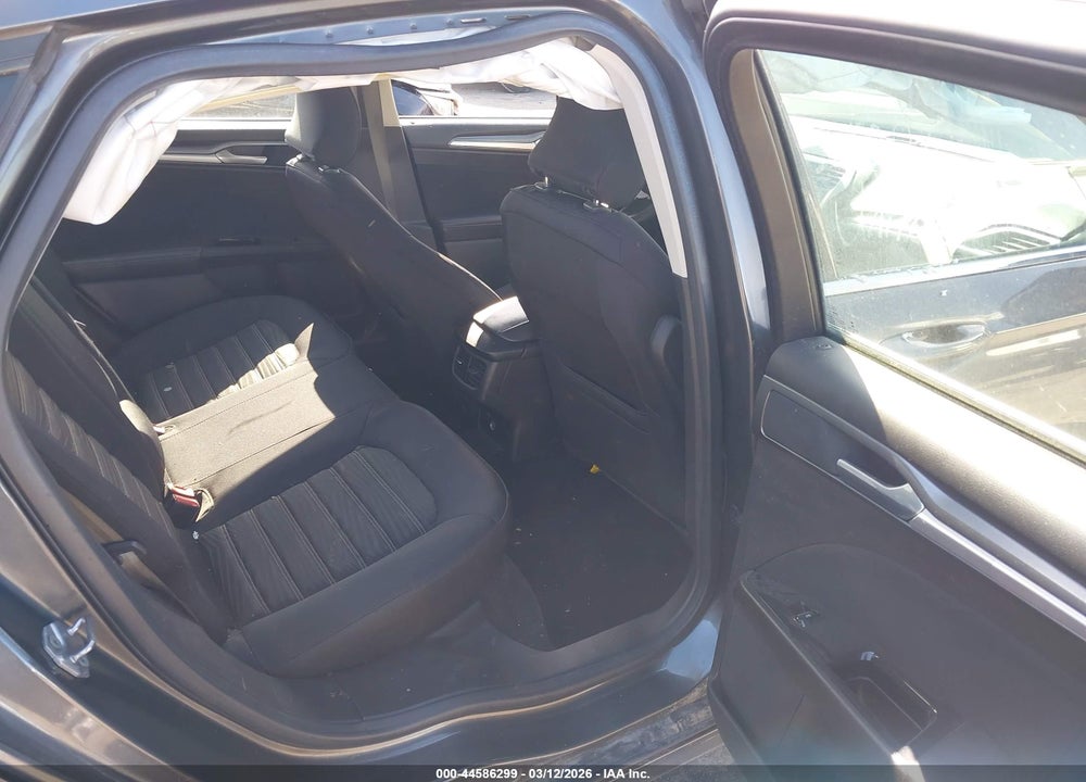 2016 FORD FUSION SE VIN: 1FA6P0H72G5130551