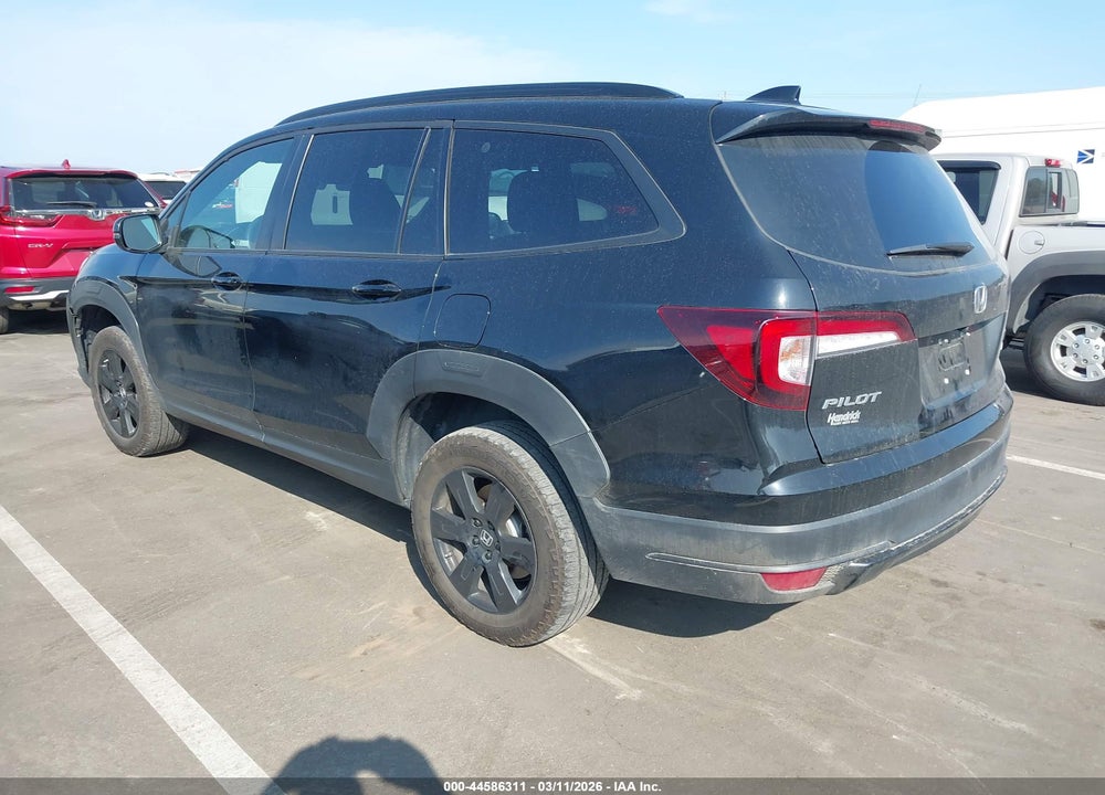 2022 HONDA PILOT AWD TRAILSPORT VIN: 5FNYF6H88NB048305
