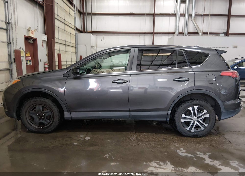 2017 TOYOTA RAV4 LE VIN: 2T3BFREV2HW626771