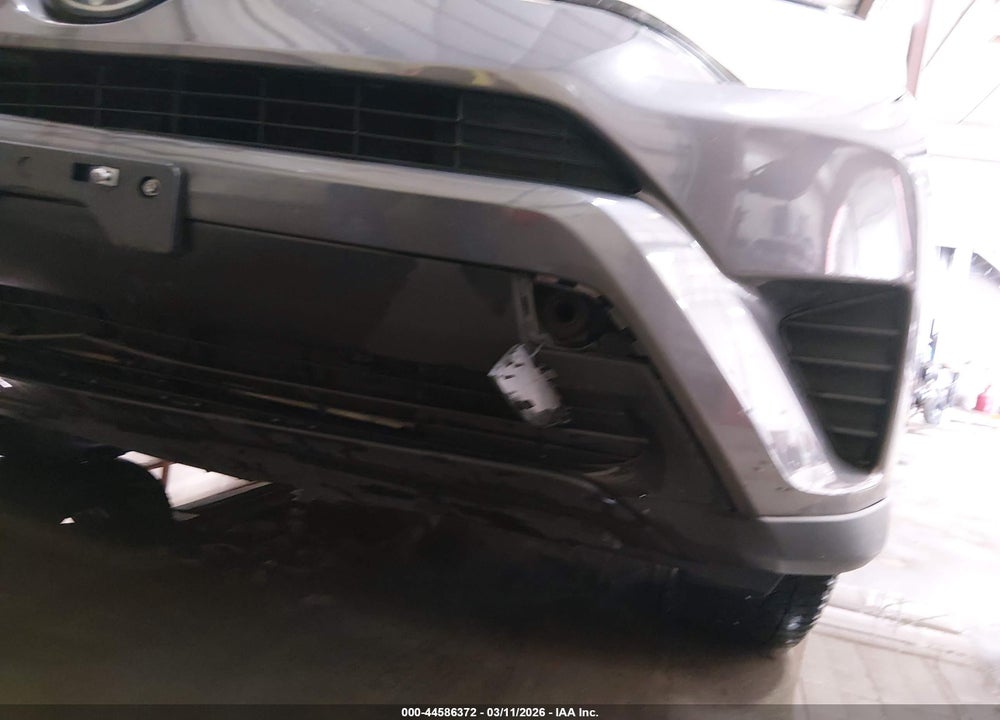2017 TOYOTA RAV4 LE VIN: 2T3BFREV2HW626771