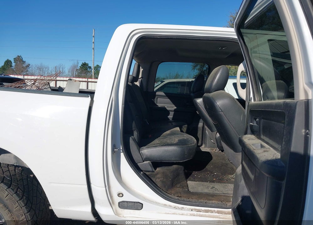 2017 RAM 1500 TRADESMAN  4X4 5'7 BOX VIN: 3C6RR7KT3HG555956