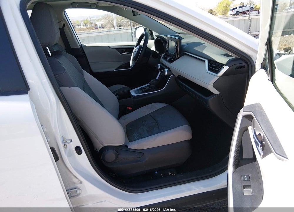 2022 TOYOTA RAV4 HYBRID XLE VIN: 4T3RWRFV5NU061764