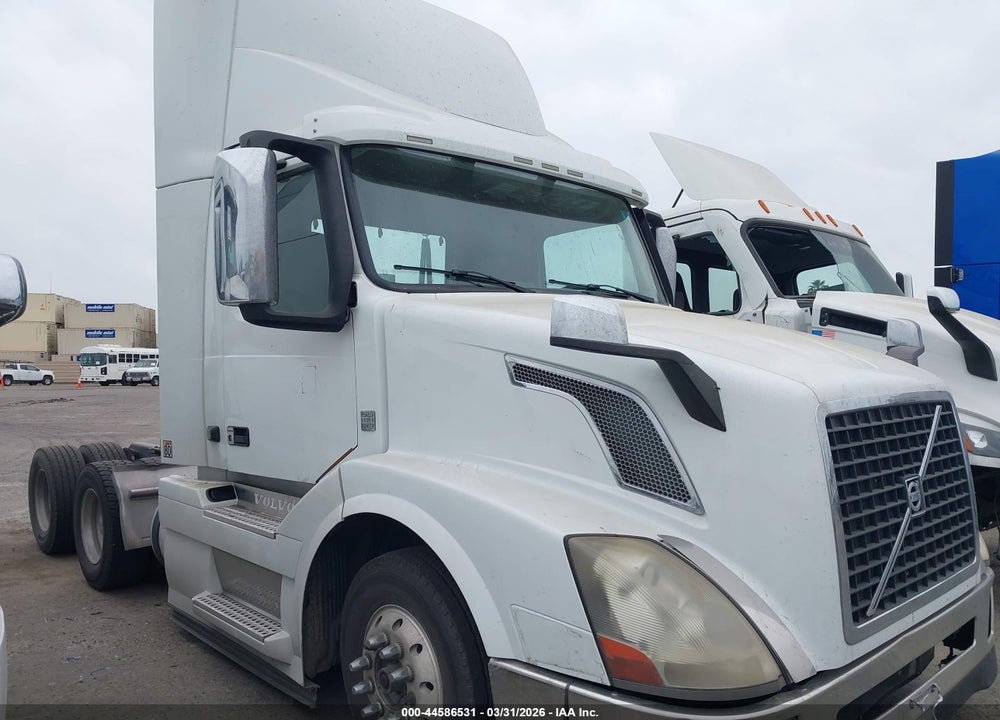 2018 VOLVO VNL VIN: 4V4NB9EH4JN995720