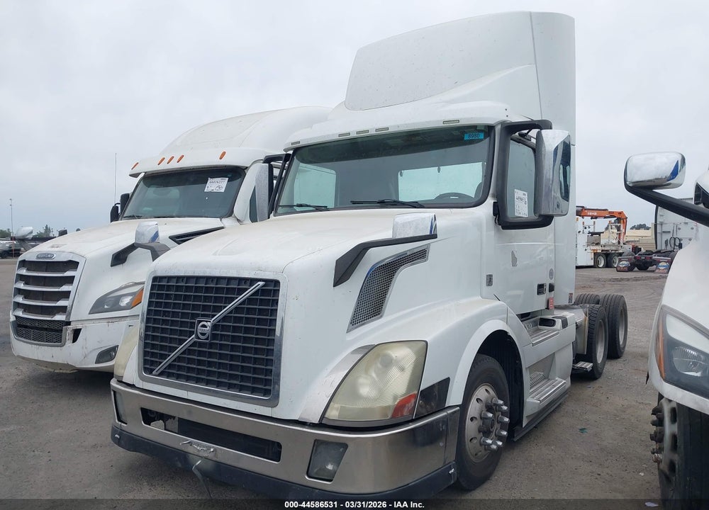 2018 VOLVO VNL VIN: 4V4NB9EH4JN995720