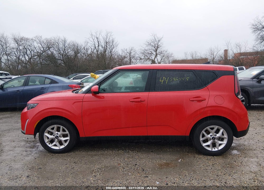2023 KIA SOUL S VIN: KNDJ23AUXP7209037