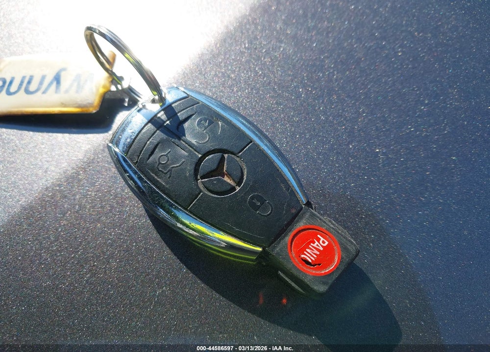 2008 MERCEDES-BENZ C 300 LUXURY/SPORT VIN: WDDGF54X48F131755