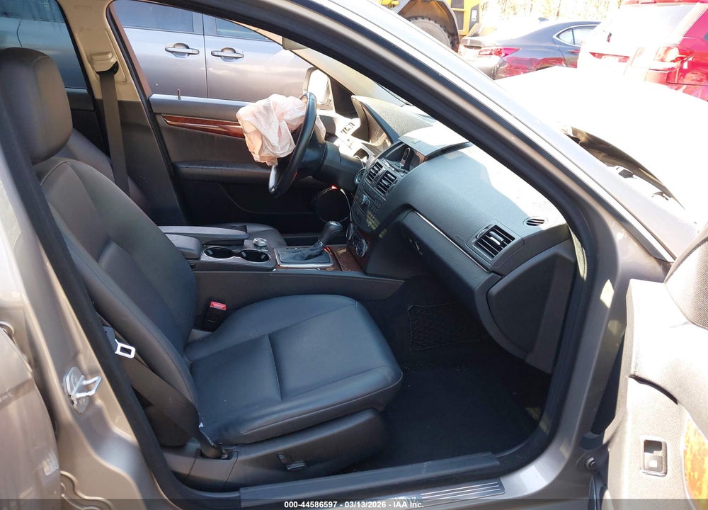 2008 MERCEDES-BENZ C 300 LUXURY/SPORT VIN: WDDGF54X48F131755
