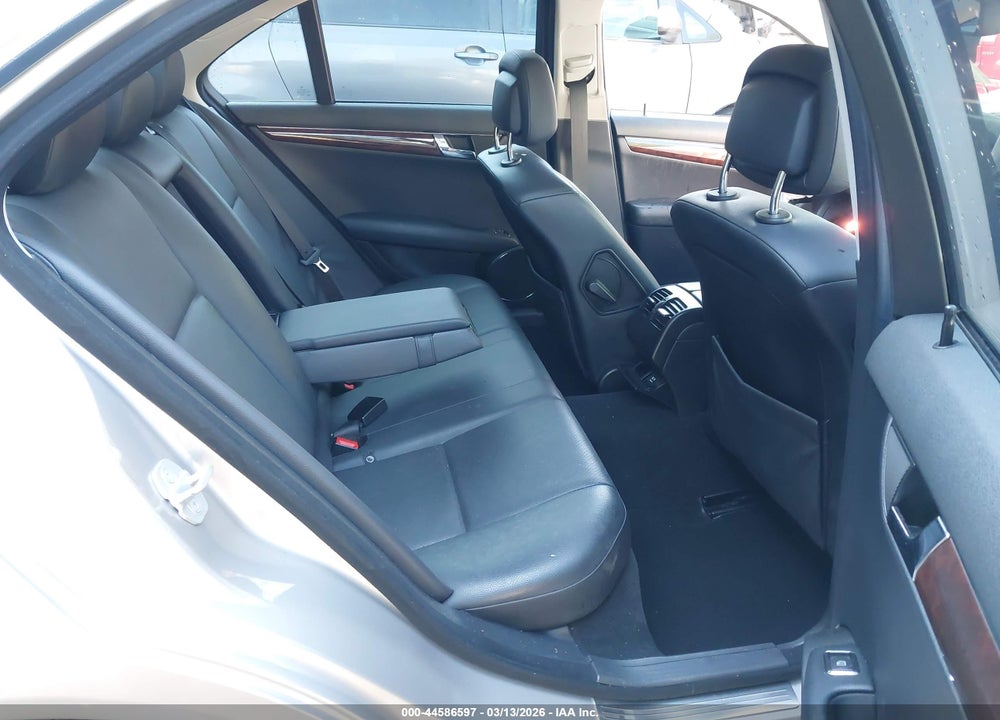 2008 MERCEDES-BENZ C 300 LUXURY/SPORT VIN: WDDGF54X48F131755