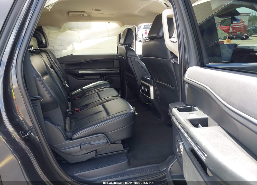 2024 FORD EXPEDITION XLT MAX VIN: 1FMJK1J8XREA08658