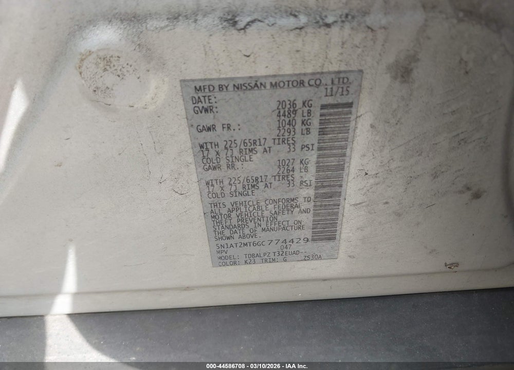 2016 NISSAN ROGUE S VIN: 5N1AT2MT6GC774429