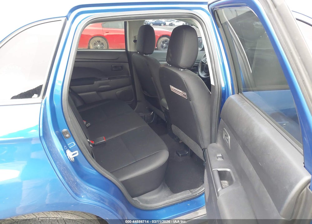 2015 MITSUBISHI OUTLANDER SPORT ES VIN: 4A4AP3AUXFE061962