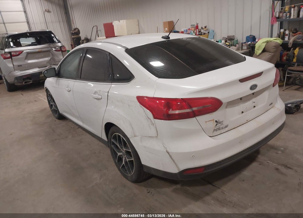 2017 FORD FOCUS SEL VIN: 1FADP3H20HL202499
