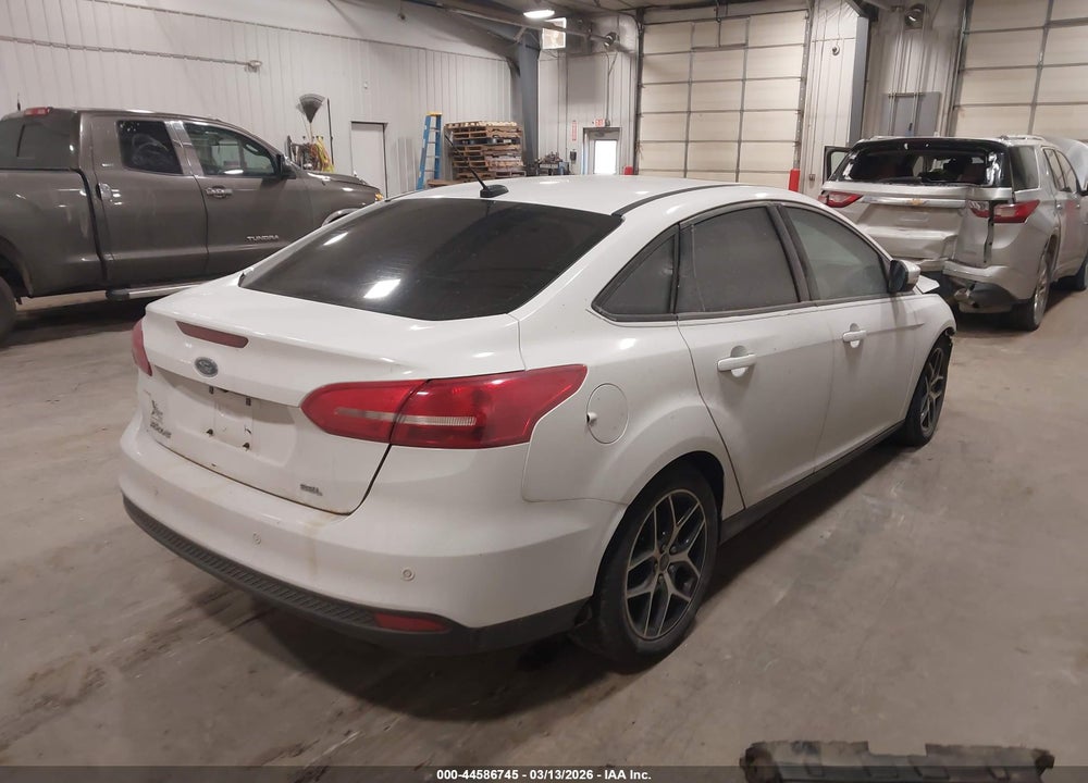 2017 FORD FOCUS SEL VIN: 1FADP3H20HL202499