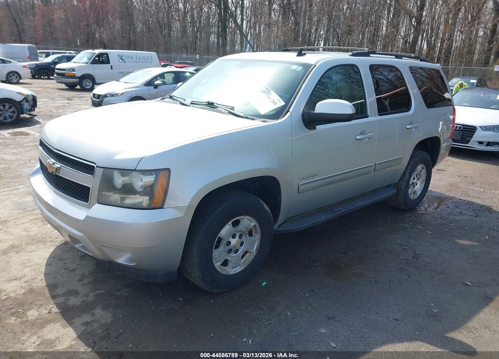 2010 CHEVROLET TAHOE LT VIN: 1GNUKBE01AR277793