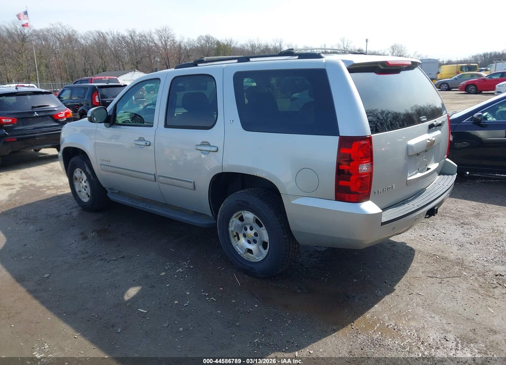 2010 CHEVROLET TAHOE LT VIN: 1GNUKBE01AR277793