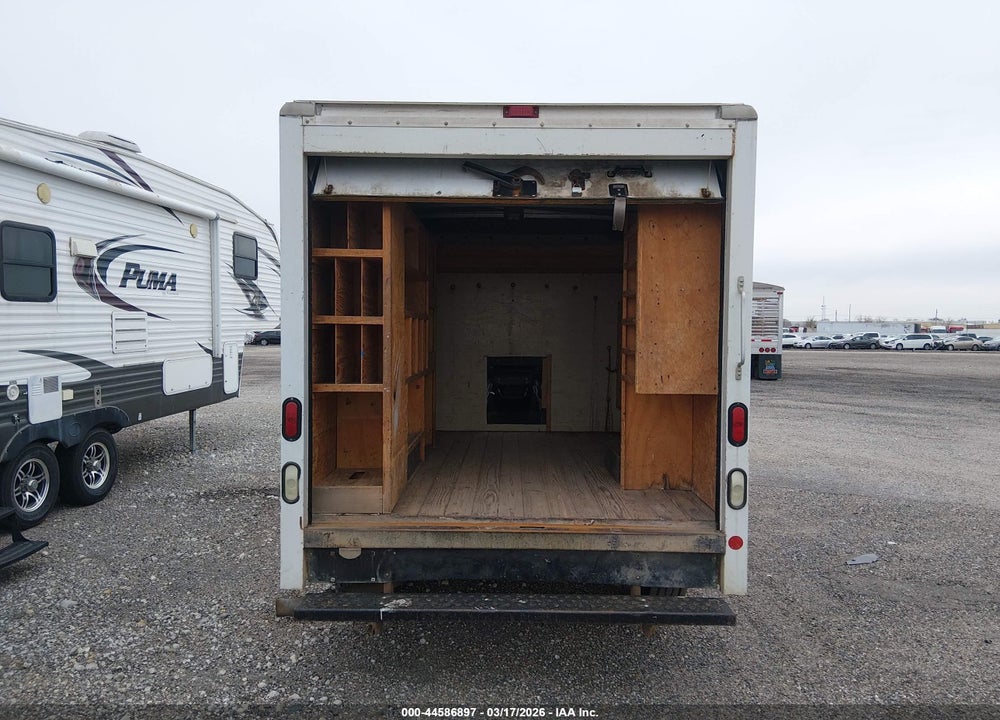 2006 GMC SAVANA CUTAWAY WORK VAN VIN: 1GDGG31VX61904006