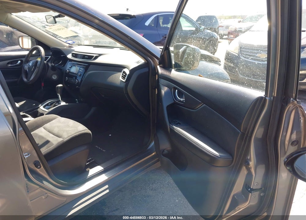 2016 NISSAN ROGUE S VIN: JN8AT2MT1GW026629